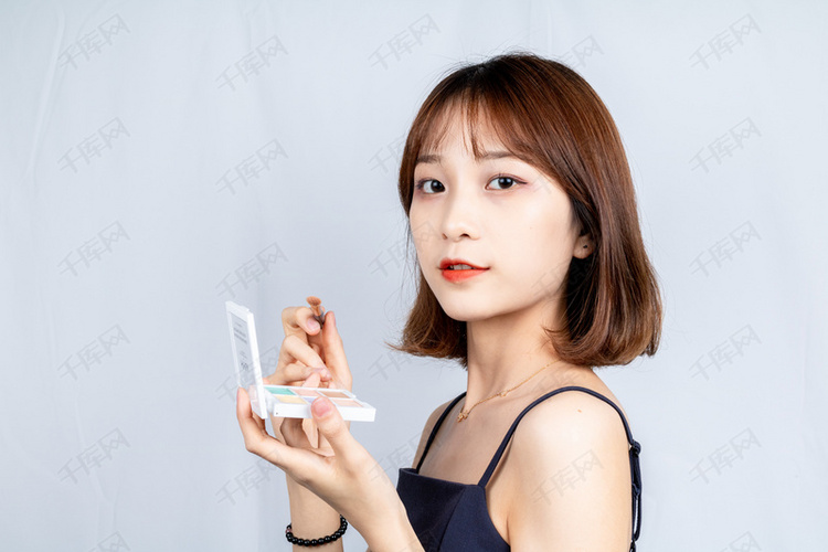 “教育金+养老社区”双核驱动,泰盈人生“终身”现金流守护爱的承诺