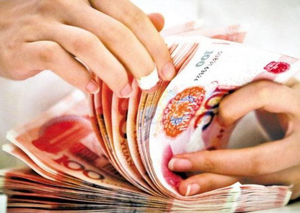 外交部：对俄罗斯持普通护照人员试行免签政策